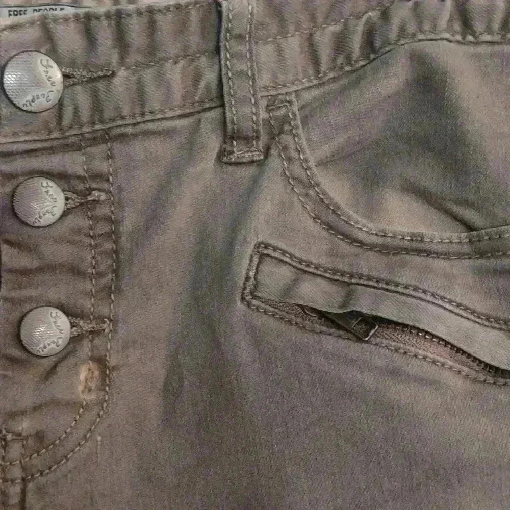 Free people slim fit dark sand‎ color size 30 - Picture 2 of 7